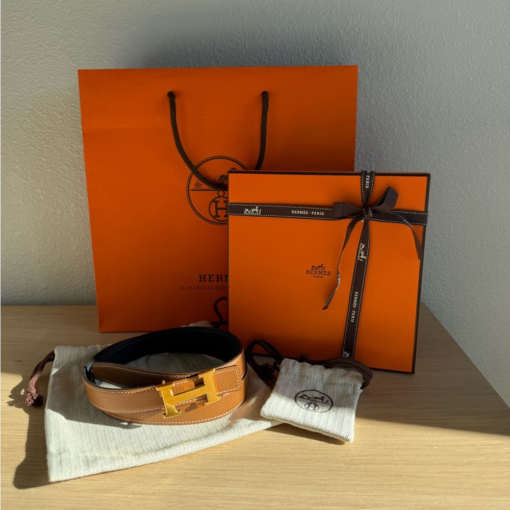 Hermes Black/Tan Reversible Leather Belt with Gold Buckle - Picture 2 of 6
